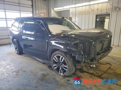 Czwarte zdjęcie samochodu z boku: 2018 CHEVROLET TAHOE K1500 PREMIER VIN:1GNSKCKJ4JR391796 - miniatura
