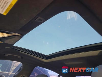 Zdjęcie 12 z 12 samochodu: 2023 BMW 530E VIN:WBA13AG07PCL76689 - miniatura