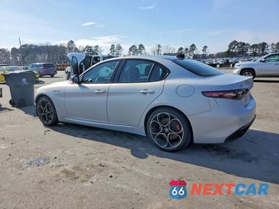 Drugie zdjęcie samochodu z przodu: 2024 ALFA ROMEO GIULIA TI VIN:ZARFAMBN2R7677584 - miniatura