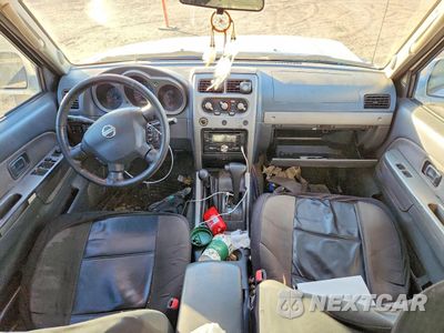 Zdjęcie 8 z 14 samochodu: 2002 NISSAN FRONTIER C VIN:1N6ED29Y42C306521 - miniatura