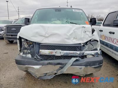 Piąte zdjęcie samochodu w środku: 2019 CHEVROLET EXPRESS G3500 LT VIN:1GAZGPFG3K1168060 - miniatura