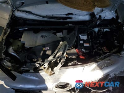 Zdjęcie 11 z 13 samochodu: 2017 TOYOTA PRIUS VIN:JTDKARFU8H3044892 - miniatura