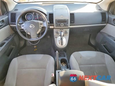 Zdjęcie 8 z 12 samochodu: 2010 NISS SENTRA 2.0 VIN:3N1AB6AP1AL652386 - miniatura