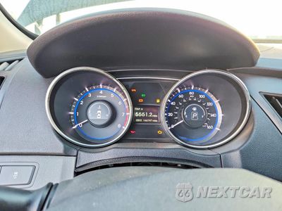 Zdjęcie 9 z 12 samochodu: 2011 HYUNDAI SONATA GLS VIN:5NPEB4AC9BH161257 - miniatura