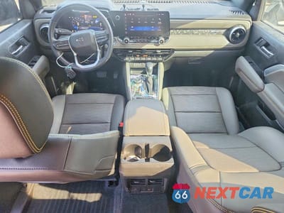 Zdjęcie 8 z 13 samochodu: 2023 CHEVROLET COLORADO ZR2 VIN:1GCPTFEK8P1262226 - miniatura