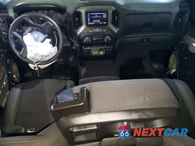 Zdjęcie 8 z 12 samochodu: 2024 CHEVROLET SILVERADO K1500 TRAIL BOSS CUSTOM VIN:3GCPDCEK7RG219657 - miniatura