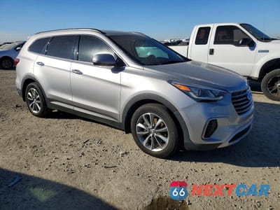 Czwarte zdjęcie samochodu z boku: 2017 HYUNDAI SANTA FE SE VIN:KM8SM4HF5HU228802 - miniatura