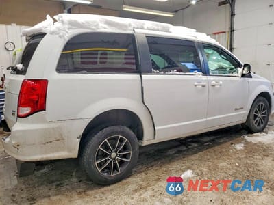 Trzecie zdjęcie samochodu z tyłu: 2018 DODGE GRAND CARAVAN GT VIN:2C4RDGEG3JR241827 - miniatura