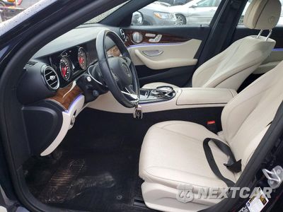 Zdjęcie 7 z 12 samochodu: 2017 MERCEDES-BENZ E 300 4MATIC VIN:WDDZF4KB2HA024906 - miniatura