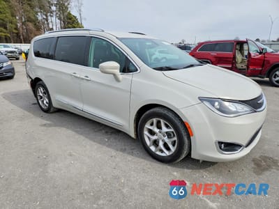 Czwarte zdjęcie samochodu z boku: 2020 CHRYSLER PACIFICA TOURING L PLUS VIN:2C4RC1EG7LR121063 - miniatura