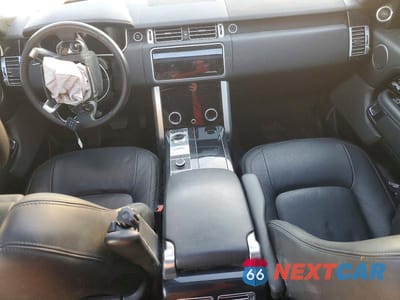 Zdjęcie 8 z 12 samochodu: 2018 LAND ROVER RANGE ROVER SUPERCHARGED VIN:SALGS2RE5JA513705 - miniatura