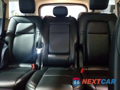 Zdjęcie 10 z 13 samochodu: 2023 LINCOLN AVIATOR VIN:5LM5J0XC8PGL28148 - miniatura