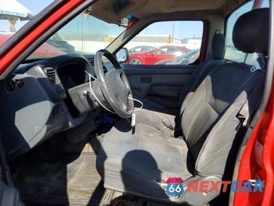 Zdjęcie 7 z 11 samochodu: 2001 NISSAN FRONTIER XE VIN:1N6DD21SX1C338391 - miniatura