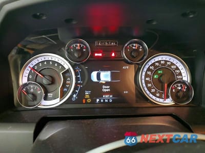 Zdjęcie 9 z 11 samochodu: 2020 RAM 1500 CLASSIC WARLOCK VIN:1C6RR7GG5LS159976 - miniatura