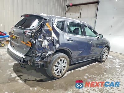 Trzecie zdjęcie samochodu z tyłu: 2019 NISSAN ROGUE S VIN:5N1AT2MV0KC784514 - miniatura