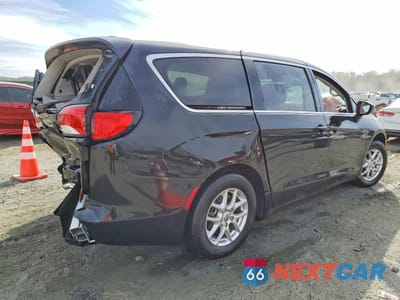 Trzecie zdjęcie samochodu z tyłu: 2023 CHRYSLER VOYAGER LX VIN:2C4RC1CG4PR596520 - miniatura