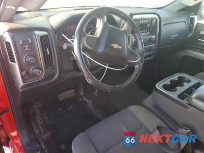 Zdjęcie 8 z 12 samochodu: 2018 CHEVROLET SILVERADO K1500 LT VIN:1GCVKREC3JZ115440 - miniatura