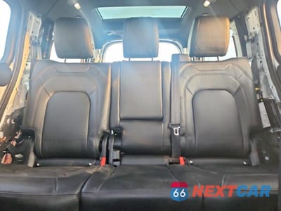 Zdjęcie 10 z 13 samochodu: 2024 LAND ROVER DEFENDER 130 S VIN:SALEJFEU3R2337631 - miniatura