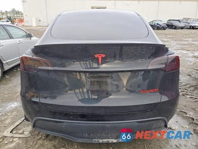 Zdjęcie 6 z 11 samochodu: 2023 TESLA MODEL Y VIN:7SAYGDEE9PA186143 - miniatura