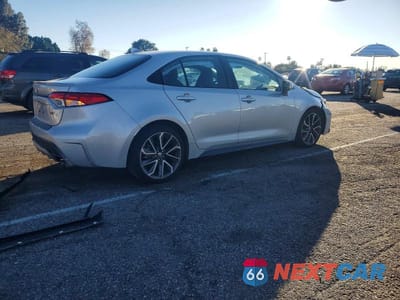 Trzecie zdjęcie samochodu z tyłu: 2020 TOYOTA COROLLA SE VIN:5YFS4RCE1LP016663 - miniatura