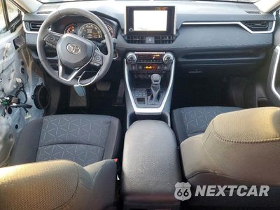 Zdjęcie 8 z 14 samochodu: 2025 TOYOTA RAV4 XLE VIN:2T3P1RFV9SW596288 - miniatura
