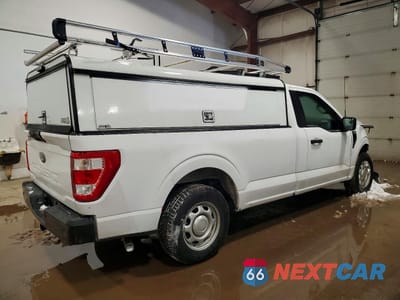 Trzecie zdjęcie samochodu z tyłu: 2022 FORD F150 VIN:1FTMF1CB6NKE07853 - miniatura