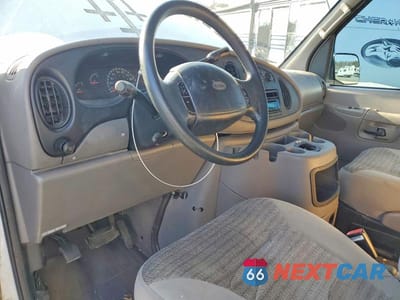 Zdjęcie 8 z 13 samochodu: 2002 FORD ECONOLINE E350 SUPER DUTY WAGON VIN:1FBSS31L42HB23743 - miniatura