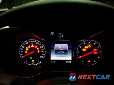 Zdjęcie 9 z 13 samochodu: 2018 MERCEDES-BENZ C 300 4MATIC VIN:55SWF4KB7JU272545 - miniatura