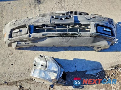 Zdjęcie 12 z 13 samochodu: 2025 FORD MAVERICK XLT VIN:3FTTW8JA7SRA36305 - miniatura