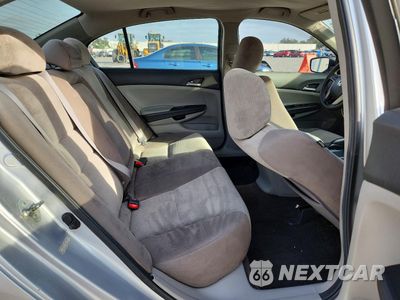 Zdjęcie 10 z 13 samochodu: 2010 HONDA ACCORD LX VIN:1HGCP2F36AA017730 - miniatura