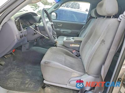 Zdjęcie 7 z 11 samochodu: 2002 TOYOTA TUNDRA SR5 V8 VIN:5TBBT44132S249296 - miniatura