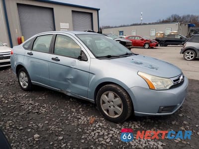 Czwarte zdjęcie samochodu z boku: 2009 FORD FOCUS S VIN:1FAHP34N09W231325 - miniatura