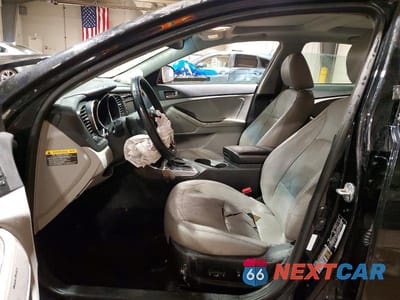 Zdjęcie 7 z 12 samochodu: 2013 KIA OPTIMA EX VIN:5XXGN4A77DG102550 - miniatura