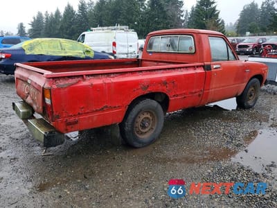 Trzecie zdjęcie samochodu z tyłu: 1983 TOYOTA PICKUP 1/2 TON RN44 VIN:JT4RN44D6D1152278 - miniatura