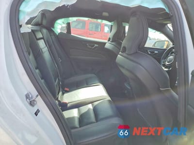 Zdjęcie 10 z 13 samochodu: 2019 VOLVO S60 T6 R-DESIGN VIN:7JRA22TM3KG014740 - miniatura