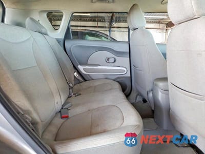 Zdjęcie 10 z 11 samochodu: 2017 KIA SOUL EV VIN:KNDJP3AE3H7022248 - miniatura