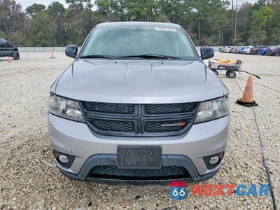 Piąte zdjęcie samochodu w środku: 2019 DODGE JOURNEY SE VIN:3C4PDCBBXKT864742 - miniatura