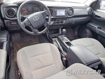 Zdjęcie 8 z 12 samochodu: 2017 TOYOTA TACOMA ACCESS CAB VIN:5TFRX5GN4HX077488 - miniatura