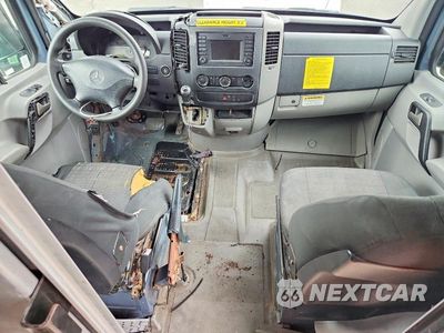 Zdjęcie 8 z 14 samochodu: 2018 MERCEDES-BENZ SPRINTER 2500 VIN:WD3PE7CD6JP635573 - miniatura