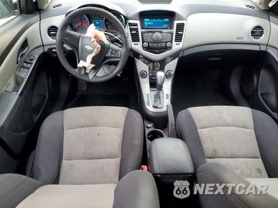 Zdjęcie 8 z 11 samochodu: 2013 CHEV CRUZE LS VIN:1G1PA5SH2D7159958 - miniatura