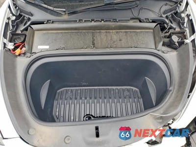 Zdjęcie 11 z 12 samochodu: 2023 TESLA MODEL Y VIN:7SAYGDEE8PF686801 - miniatura