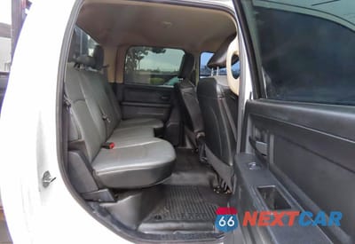 Zdjęcie 6 z 10 samochodu: 2020 RAM 2500 TRADESMAN VIN:3C7WR4HJ3LG201933 - miniatura