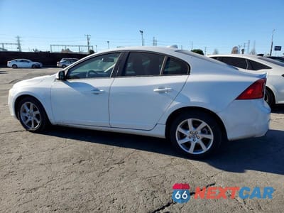 Drugie zdjęcie samochodu z przodu: 2014 VOLVO S60 T5 VIN:YV1612FS9E2294614 - miniatura