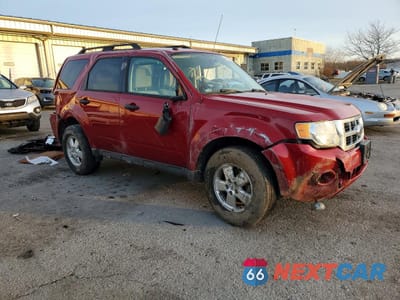 Czwarte zdjęcie samochodu z boku: 2011 FORD ESCAPE XLT VIN:1FMCU0D74BKC03775 - miniatura