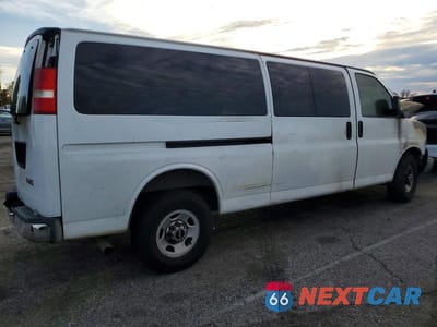 Trzecie zdjęcie samochodu z tyłu: 2014 GMC SAVANA G3500 LT VIN:1GJZ71FG5E1138267 - miniatura