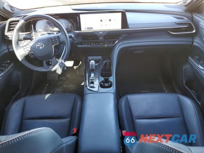 Zdjęcie 8 z 14 samochodu: 2024 TOYOTA CROWN PLATINUM VIN:JTDAFAAF8R3007446 - miniatura