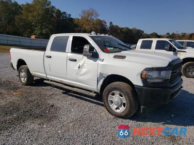Czwarte zdjęcie samochodu z boku: 2024 RAM 3500 TRADESMAN 4X4 8' BOX VIN:3C63R3GJ4RG242521 - miniatura