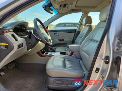 Zdjęcie 7 z 12 samochodu: 2008 HYUNDAI AZERA SE VIN:KMHFC46FX8A293296 - miniatura