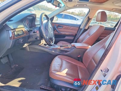 Zdjęcie 7 z 12 samochodu: 2006 BMW 325 I VIN:WBAVB13576KX48459 - miniatura