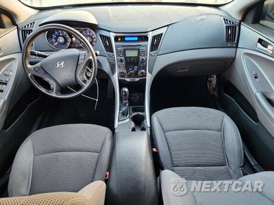 Zdjęcie 8 z 12 samochodu: 2011 HYUNDAI SONATA GLS VIN:5NPEB4AC9BH161257 - miniatura
